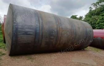 广西南宁闲置30吨新油罐一个转让.今年的新油罐未使用过