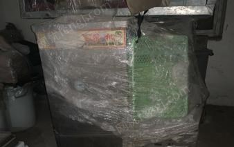 北京丰台区转行出售1套豆制品加工机 (豆腐豆皮都能用) 用了一年左右  价格面议