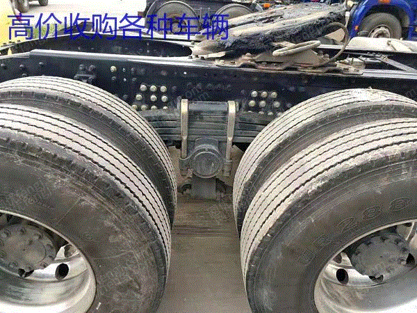 现货库存17年二手解放JH6双驱二手牵引车 手续齐全