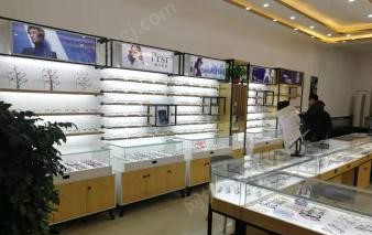 重庆渝北区九成新眼镜设备出售