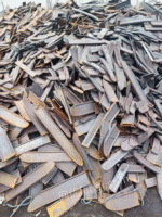 天津回收报废机械生铁,废钢