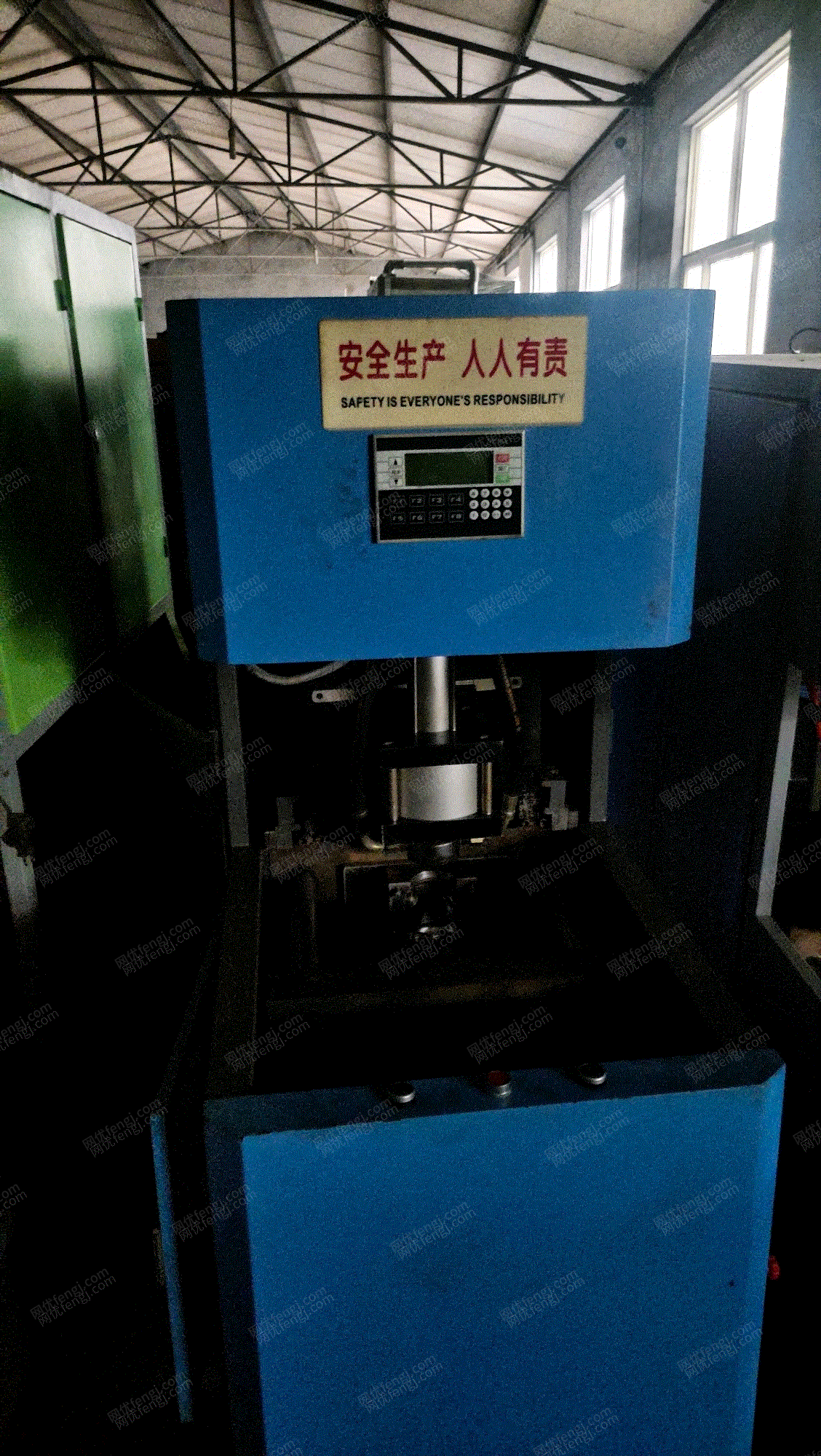 二手吹瓶機價格