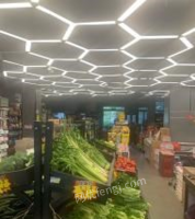 重庆渝北区因为经营转向出售超市9成新格力5p空调、收银台、电脑、风幕柜、猪肉贵、蔬果台、散装台、鸡蛋柜、米缸 等