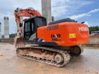 两台日立zx210-5A挖掘机打包发货