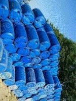 新疆昌吉长期出售200升新桶，旧桶，吨桶，价格便宜，
