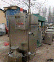 安徽芜湖厂房低价出售二手灌肠机斩拌机包装机烟熏炉滚揉机设备