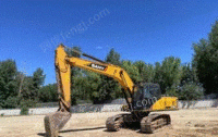 新疆塔城本地个人二手挖掘机三一215纯土方车急售