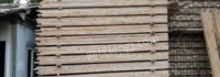 青海西宁出售一批3米木方，方木规格3.5×6.5。4×7白松材质 约有二万根,梁底梁邦壳子板。看货议价.