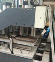云南西双版纳出售全套塑钢门窗制作机器8成新，自提