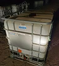 新疆阿克苏99新，吨桶出售