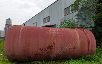 四川因工程结束出售4个储水罐, 直径2.6米，长6.4米