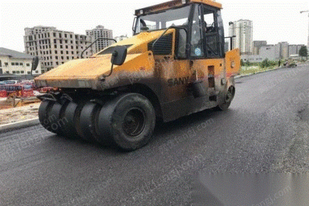 二手压路机出售