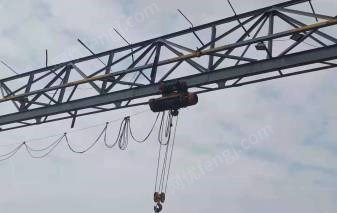 北京昌平区10吨龙门吊 ，大行走 跨度25米6米外旋出售