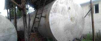 辽宁辽阳铁质大罐长7.2米*直径2.5米出售