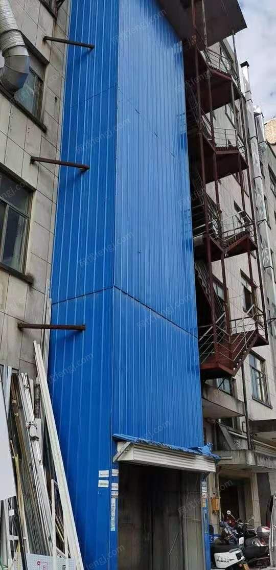 出售厂房电梯，1.3米x3米x1.5吨