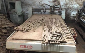 福建福州便宜转让一台1325 三头 木工雕刻机