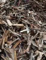 回收各种废铁，废木板