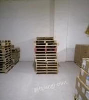 辽宁沈阳出售1米*1.2米标准木质托盘五十个左右