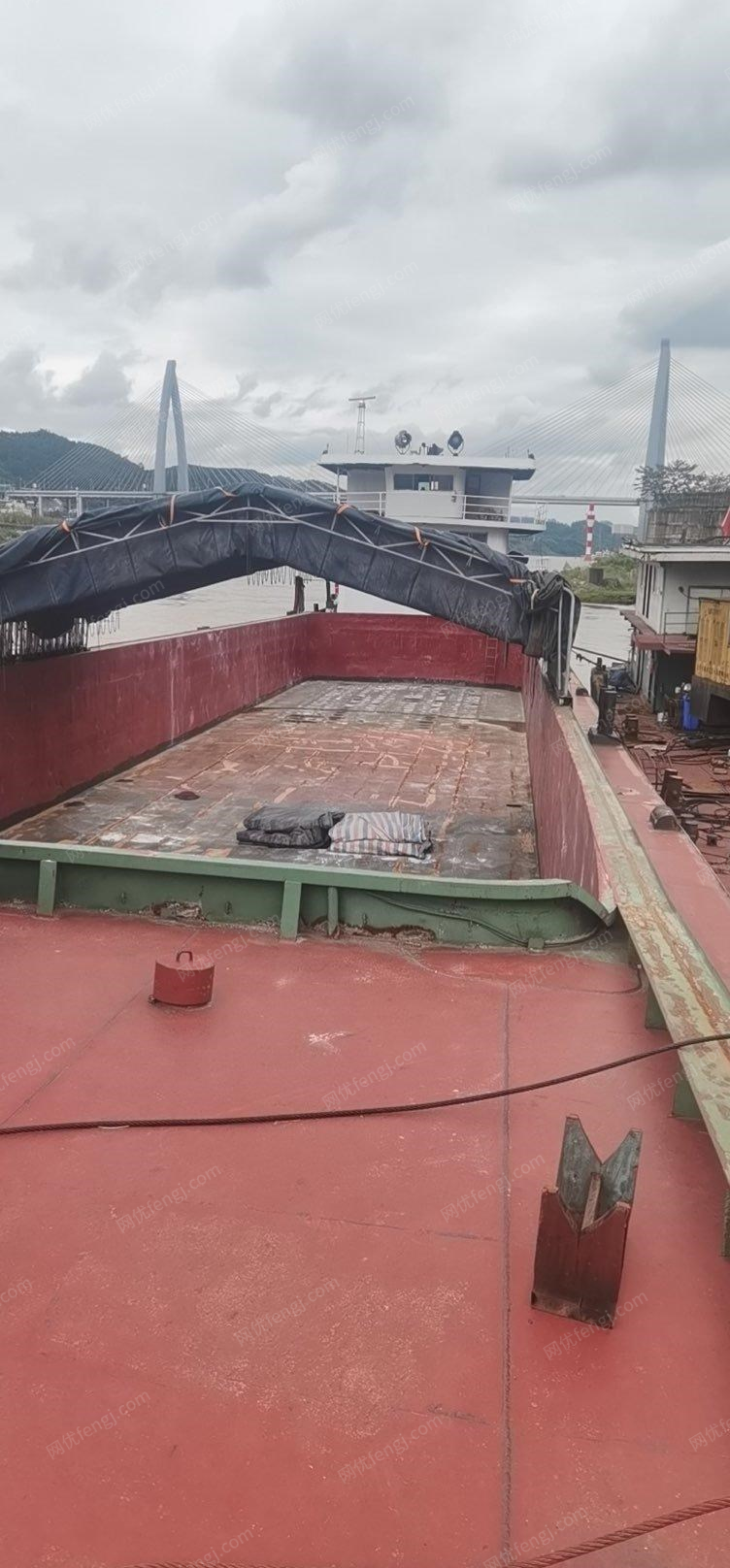 重庆巴南区不用了出售1条1400吨干货船  用了七八年了,能正常用.看货议价.