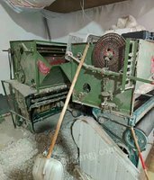 出售闲置两台皮辊压棉花机，开松机，大架绗缝机