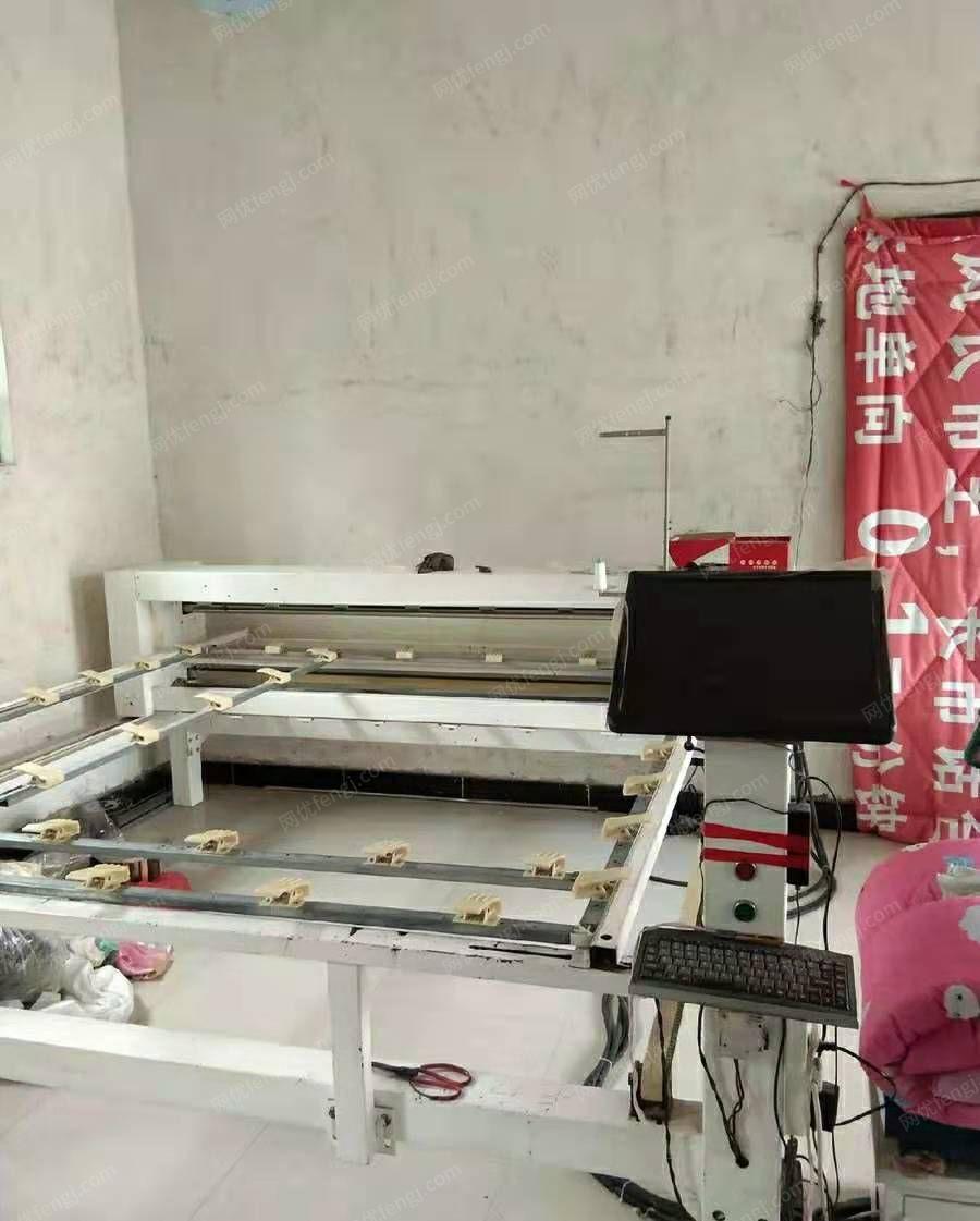 陕西西安出售大型弹棉花机一台，机型2300，机口2米，电脑缝被机一台  用了二三年,看货议价.