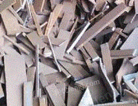 回收各种废铁，大小钢结构