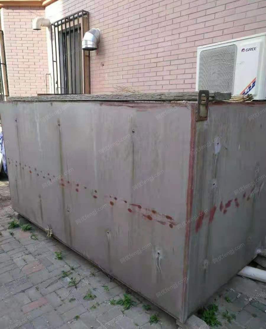 出售不锈钢304水箱一个 3米x1，5米x1，5米