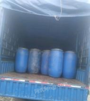 广西钦州低价处理160升法兰桶 塑料桶 桶直径是40公分的  没清洗的,现货100-200个,看货议价.自提