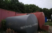 安徽滁州出售个人油罐柴油罐十吨2个，20吨一个，内部干净