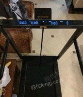 上海静安区99新米家跑步机出售，送全新跑步垫