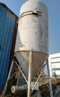 建材厂处理40吨砂浆罐，立式液体搅拌机各1台，2立方卧式搅拌机2台（详见图）