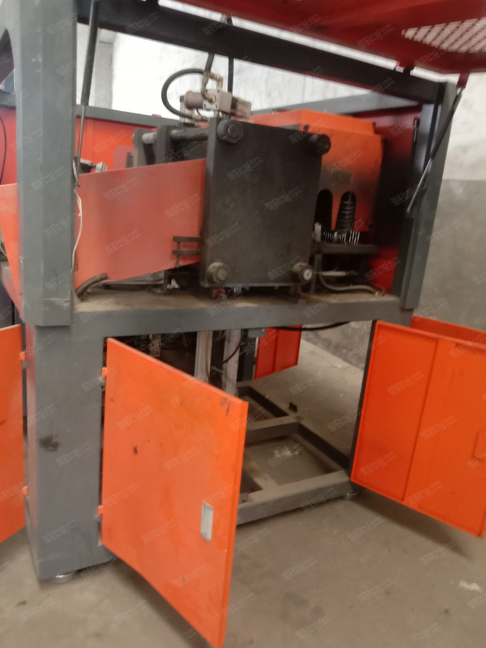 二手吹瓶機價格