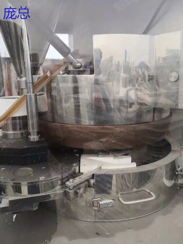 二手成型设备转让