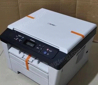 宁夏吴忠工作室不做了出售几台二手电脑 一个彩色打印机，一个黑白打印 复印 扫描一体机  用了一年左右,看货议价,可分开卖