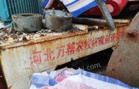 江苏徐州因厂房拆迁，转让9成新72孔万邦生物质压块机