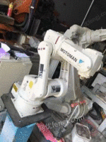 出售二手六轴安川小型机器人SV3 系统稳定 成色漂亮