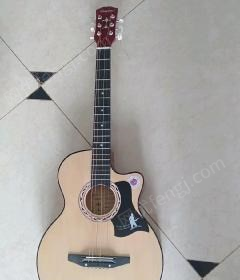 安徽阜阳出售二手吉他，学了一个月，非诚勿扰