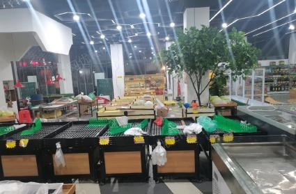 安徽芜湖出售蔬果店货架，冰箱，冷库等