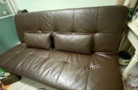 上海浦东新区出售自家用的沙发，伸开是床，质量很好 8成新
