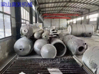 A set of 10 tons titanium three-effect evaporator, evaporation chamber pipe effect body shell material 2507, complete supporting pipes and pump cabinets, please contact me if you need it