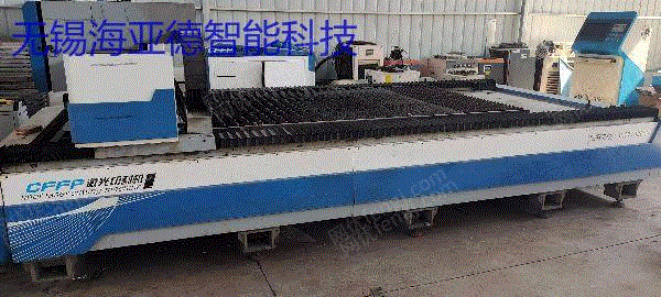 Jiangsu transferred second-hand laser cutting machine at the end of 19 years, Yawei 2000 watts 3015 single set