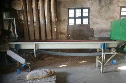 江西吉安出售2021年8月购买的木材粉碎机全套，营业中的