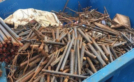小廃、廃鉄筋を大量回収広西チワン族自治区来賓
