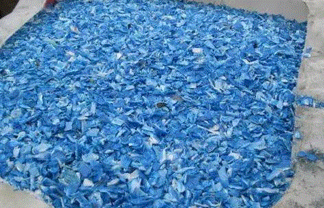 A large number of waste plastic particles are recycled in Hunan