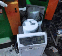 江苏常州出售自动上料机也叫吸料机，700G.800G