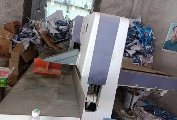 广东珠海出售二手切纸机。安全性能高