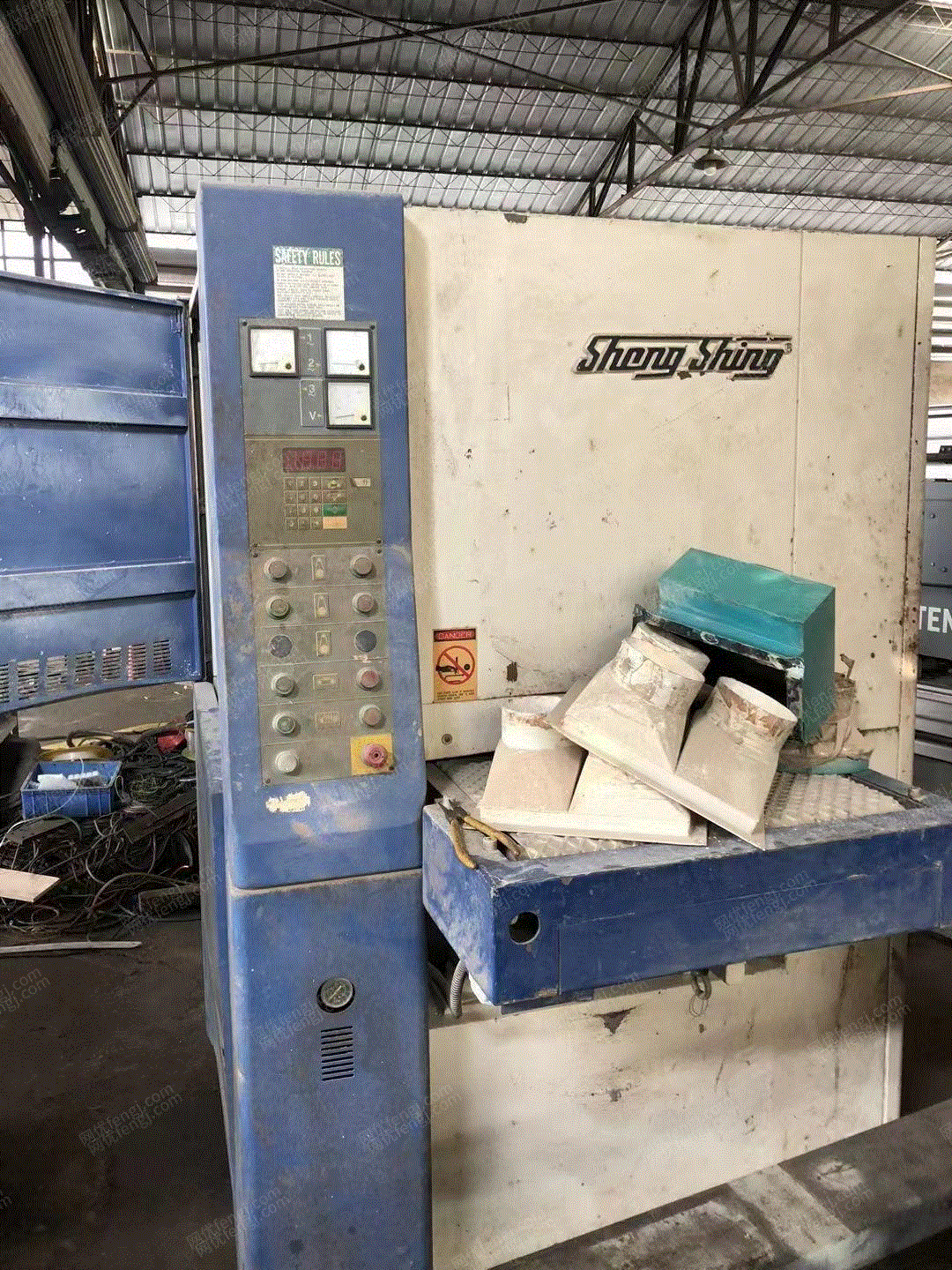 二手砂光设备出售