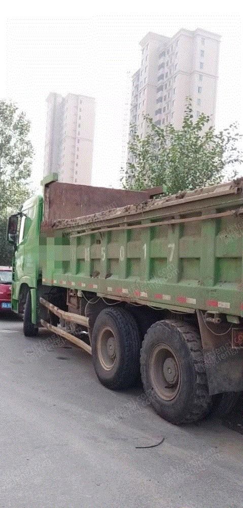 自卸车/翻斗车出售