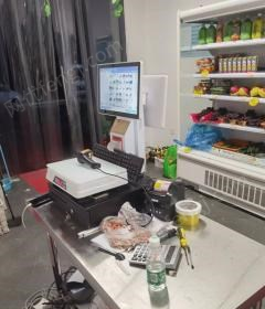 江苏无锡因刚开店倒闭，99新超市设备处理
