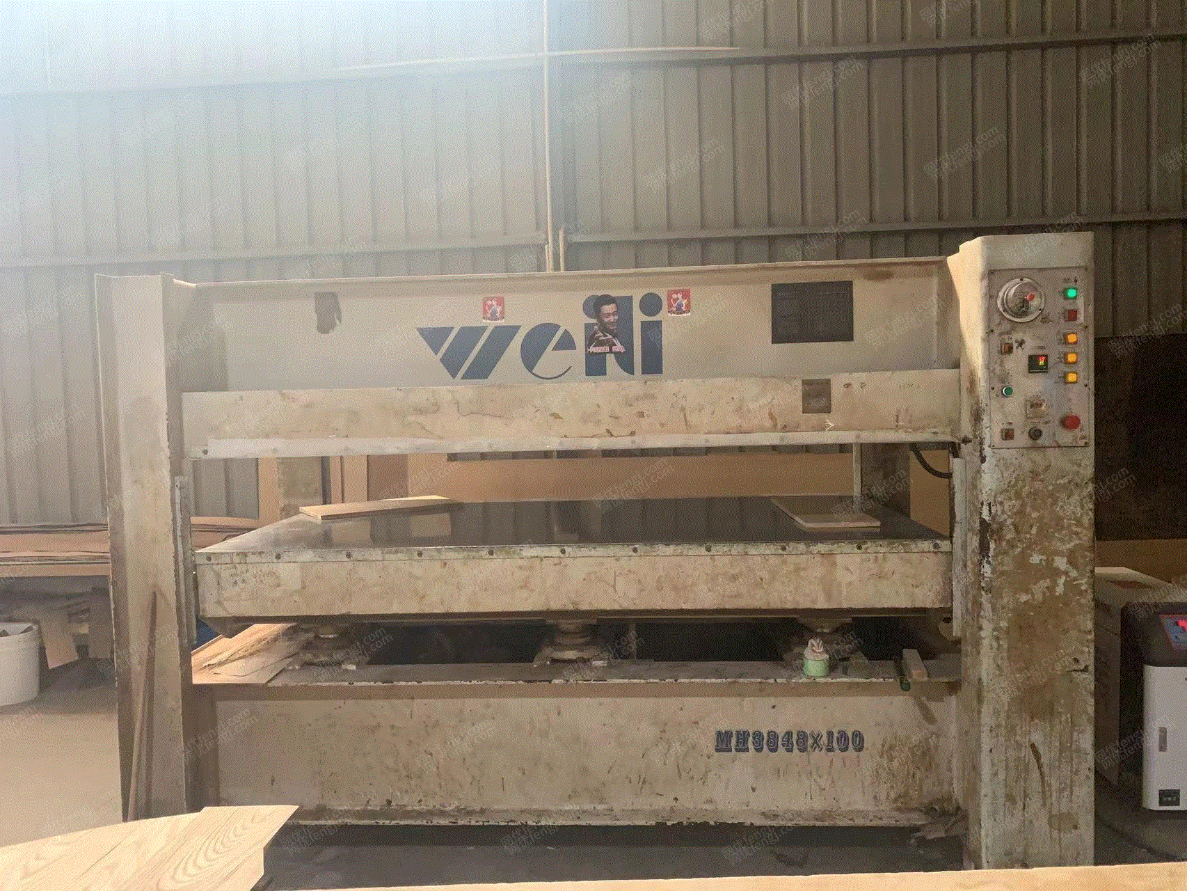 二手木工壓機出售